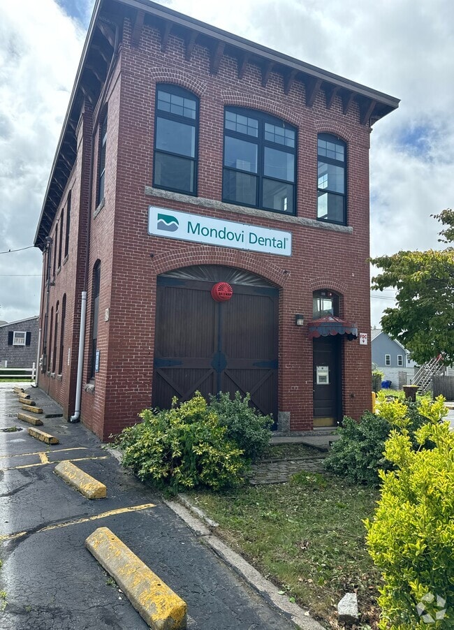 Building Photo - Fall River FireHouse Unit 1