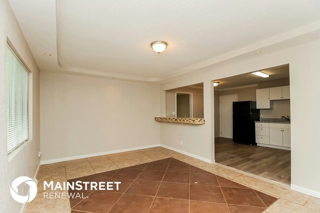 Photo - 6130 N Eugene Field Rd