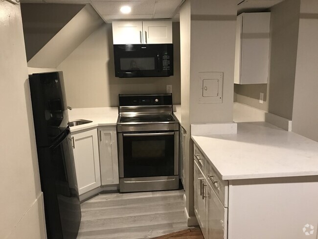 Building Photo - 10 Aberdeen St Unit A-02 Rental