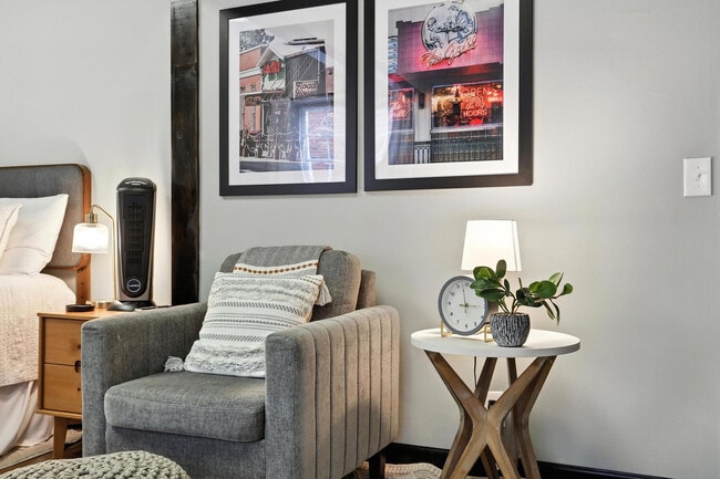 Photo - 480 N Thomas St Unidad ID1302857P