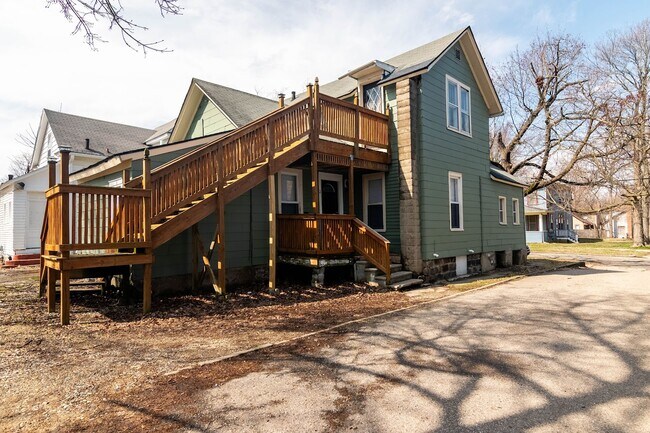Photo - 529 McCourtie St Unidad Apt# 2