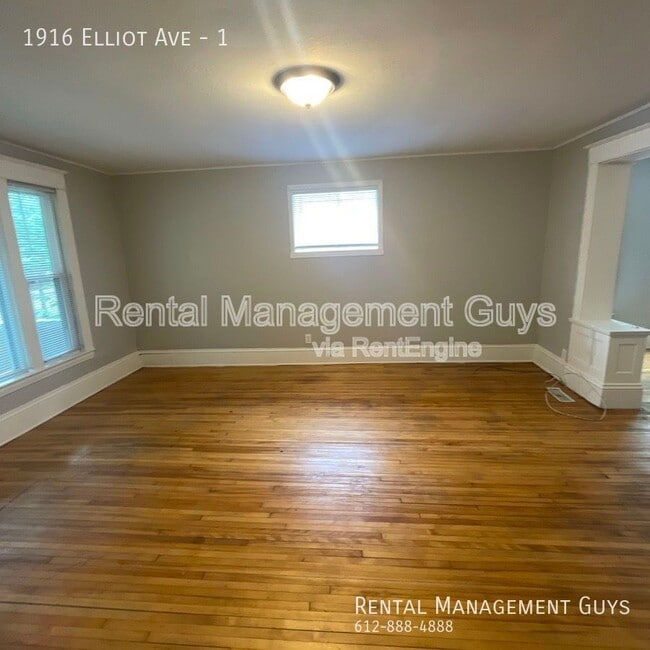 Photo - 1916 Elliot Ave Apartment Unit 1