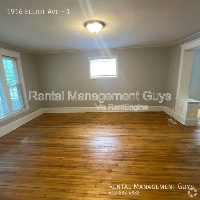 Building Photo - 1916 Elliot Ave Unit 1 Rental