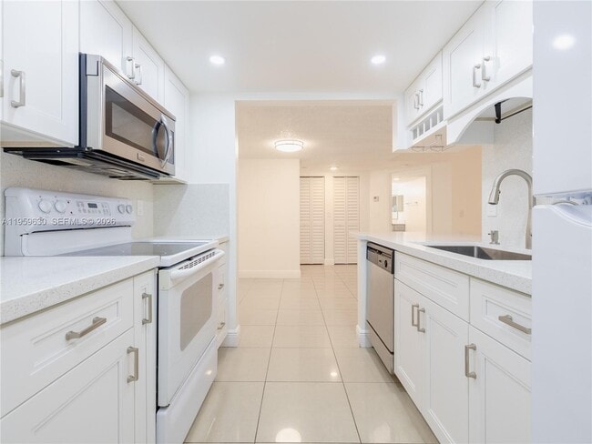 Photo - 9955 Westview Dr Unit 215