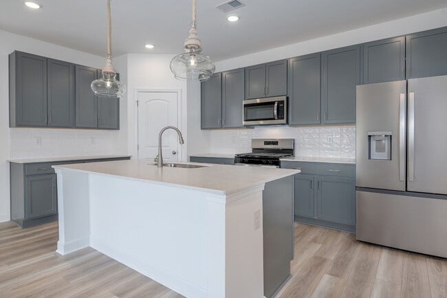 Photo - Spacious Old Hickory Townhome with Loft & Walk-In Closets