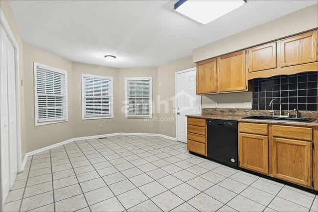 Photo - 1517 Autumn Ridge Dr