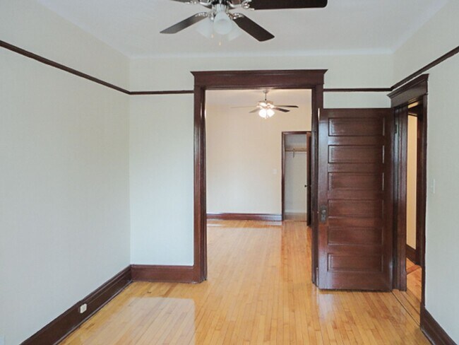 Photo - 3637 N Paulina St Unit 2