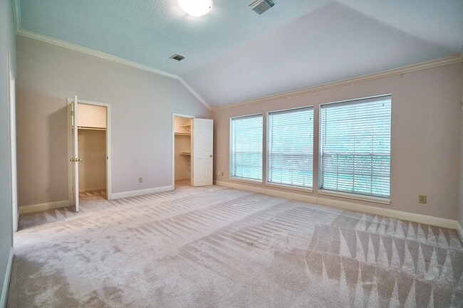 Photo - 5022 Moss Run Dr