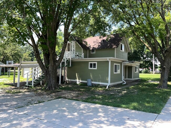 Photo - 1807 B St