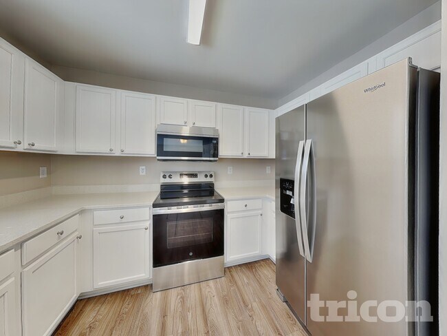 Photo - 5819 Twin Brook Dr