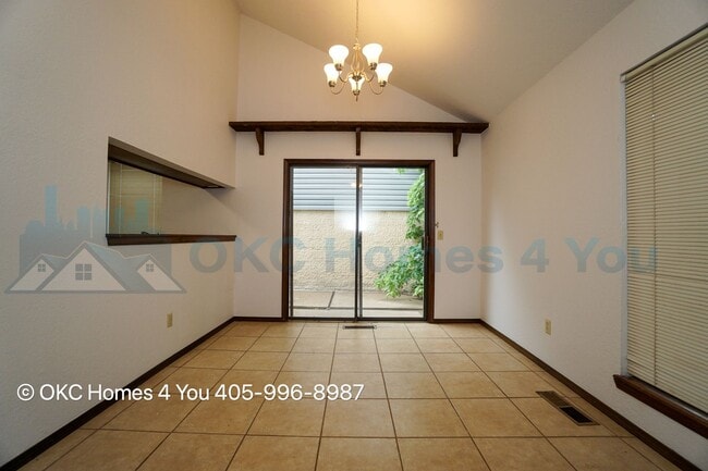 5915 Fox Run Way