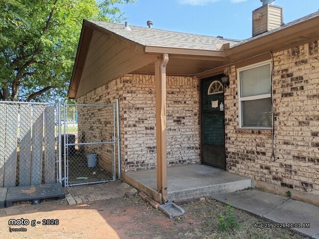 Photo - 515 Peppertree Ln