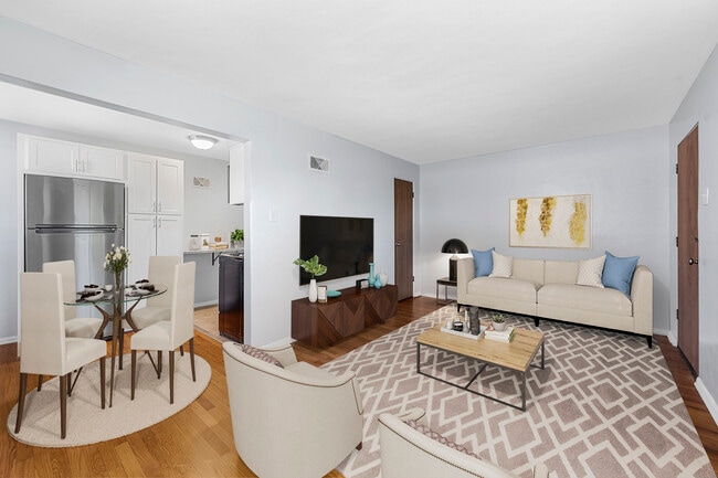 Building Photo - 7608 Big Bend Blvd Unit B