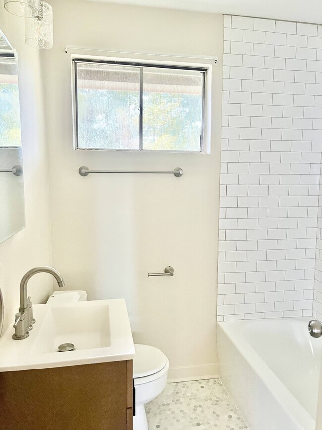 Photo - 545 Highland Park Dr