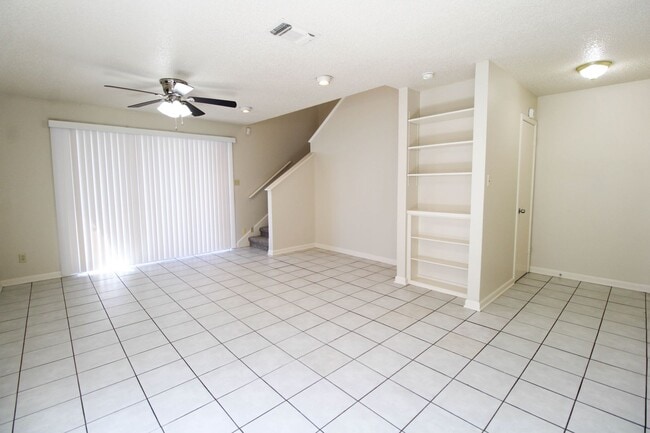 Photo - 949 Schertz Pkwy Unidad 949 Schertz Parkway-  5