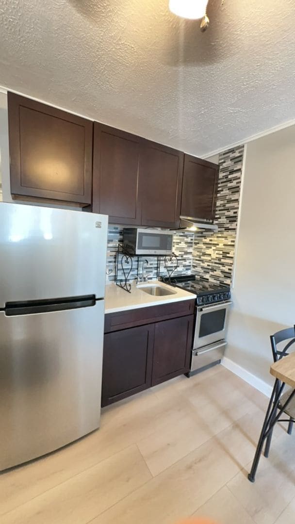 Building Photo - University Towers- FURNISHED 1bd/1ba Apartment #611 Available for Fall 2025! Unit 611