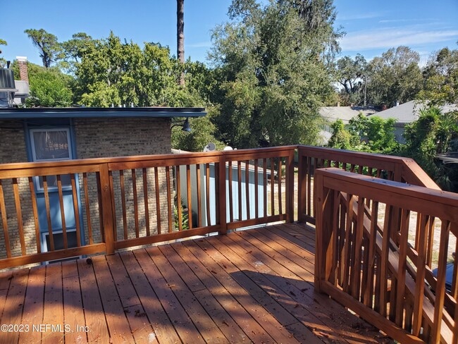 Photo - 3218 Herschel St