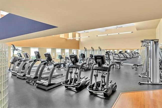 Photo - 7355 SW 89th St Unit 427N