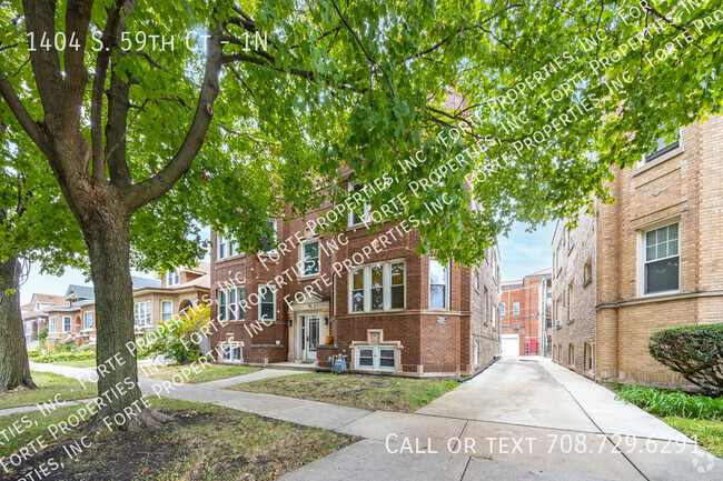 Building Photo - 2 Bedroom/1Bath Apartment Unit 1N