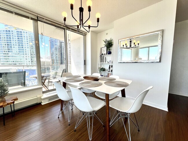 Photo - 689 Abbott St Unit ID1263550P