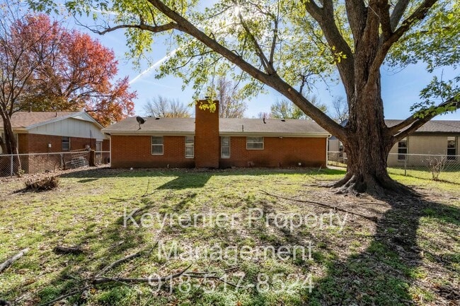 Photo - 3 Bedroom Broken Arrow Home, Available for an immediate move in!
