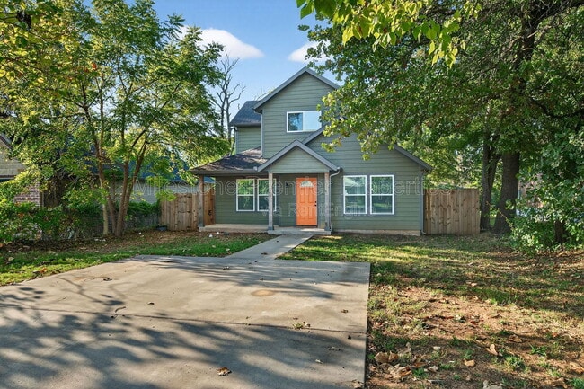 Photo - 1022 Rice St