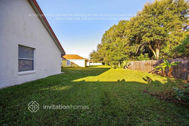 Photo - 20407 Melville St