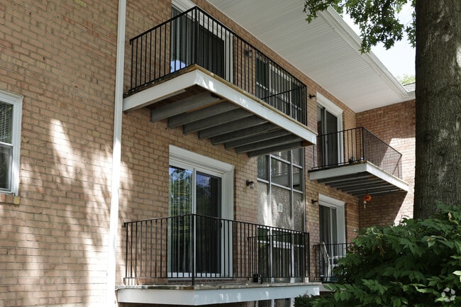Photo - Farmington Heights