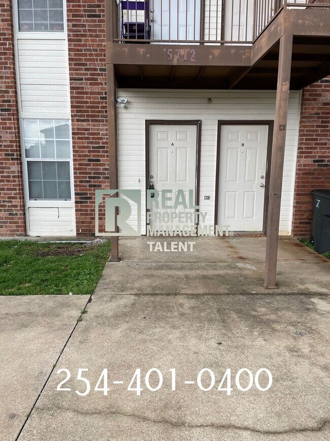 5712 Redstone Dr Unit A