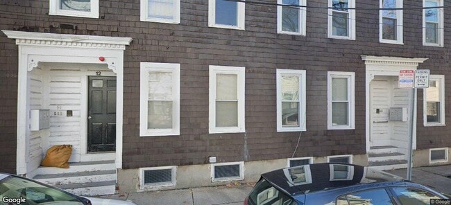 Building Photo - 12 Hunting St Unit #3 Rental