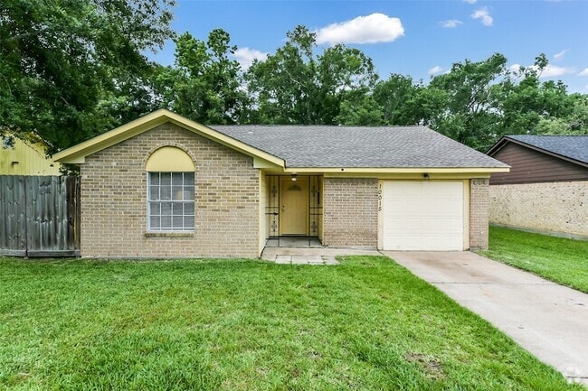 Building Photo - 10015 Valley Lake Dr Rental