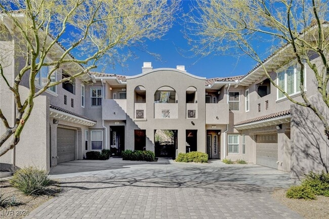 Building Photo - 11850 Tevare Ln Unit 2074