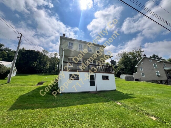 Building Photo - 1350 Craley Rd