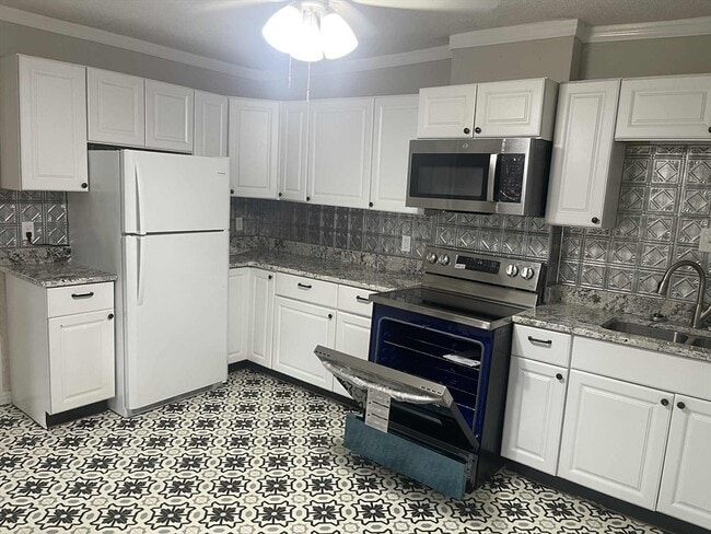 Photo - 4031-4037-4037 Pleasant St Unidad 4037