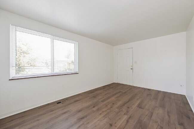 Photo - 9295 E 14th Ave