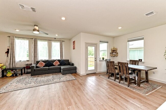 Photo - 2305 Alamo Heights Ave
