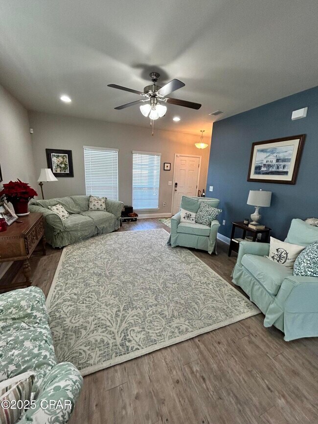 Photo - 103 Salt Marsh Wy