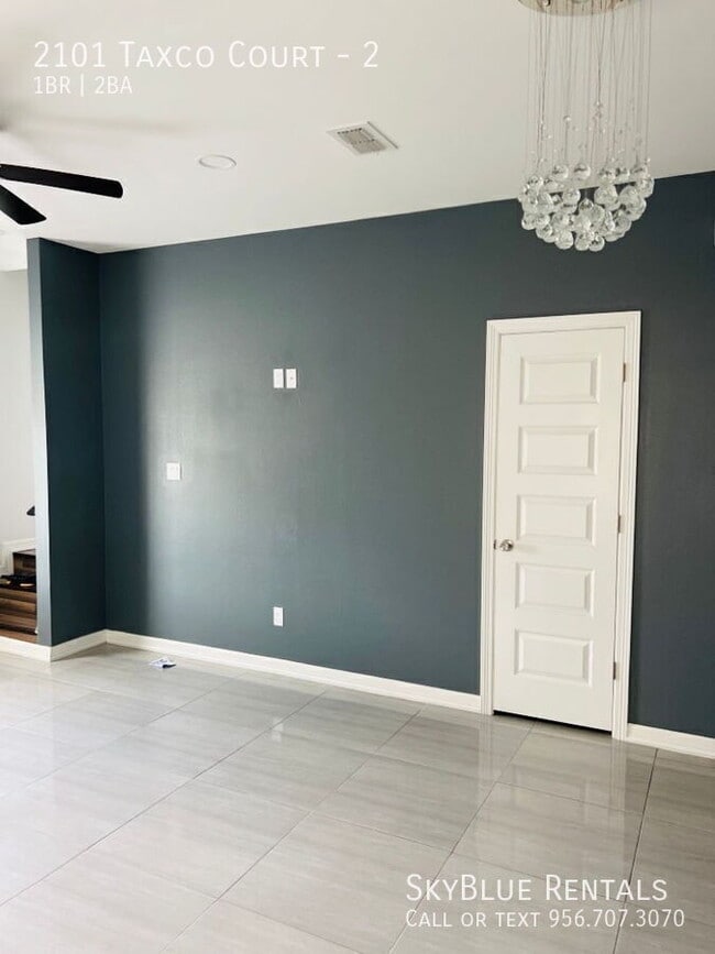 Building Photo - 2101 Taxco Ct Unit 2