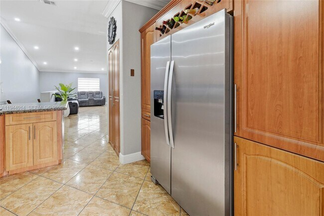 Photo - 11025 W Okeechobee Rd Unit 201