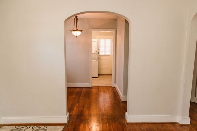 Photo - Conveniently located in South Richmond Near Midlothian Turnpike