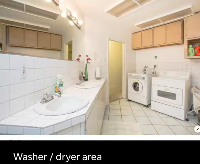 Photo - 678 Nebraska St Unit Room 4