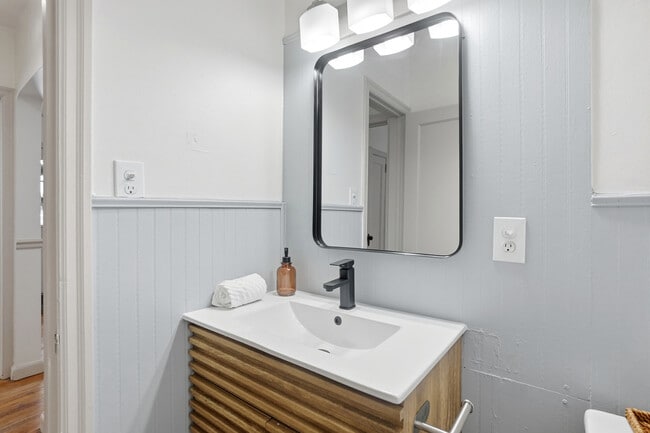 Photo - 1120 Piedmont Rd