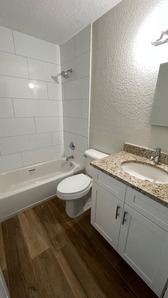 Photo - 3525 Montante Blvd