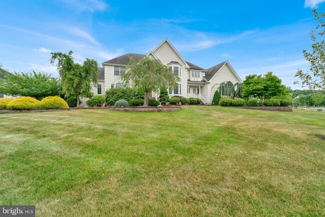 Photo - 19 Meadowlark Dr