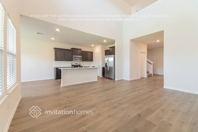 Photo - 7408 Alfriston Pl