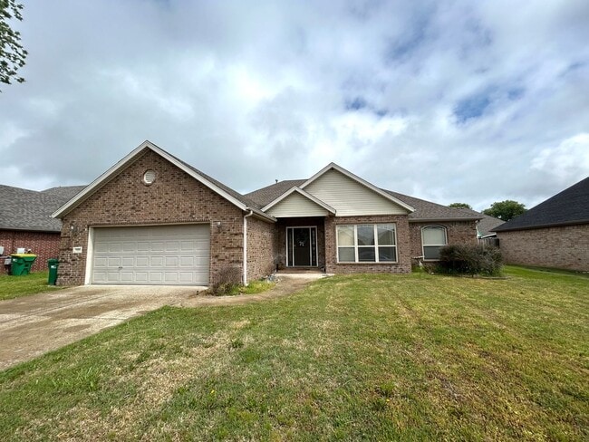 4 Bedroom 2 Bathroom home - 4 Bedroom 2 Bathroom home