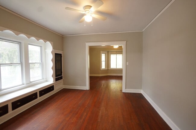 Photo - 2-Bedroom Lakewood Gem in the Heart of the... Unidad Middle