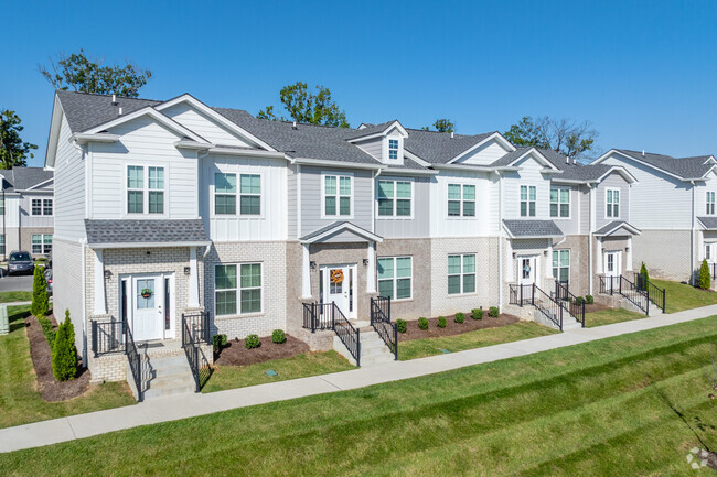 Stadium Townhomes - Stadium Townhomes