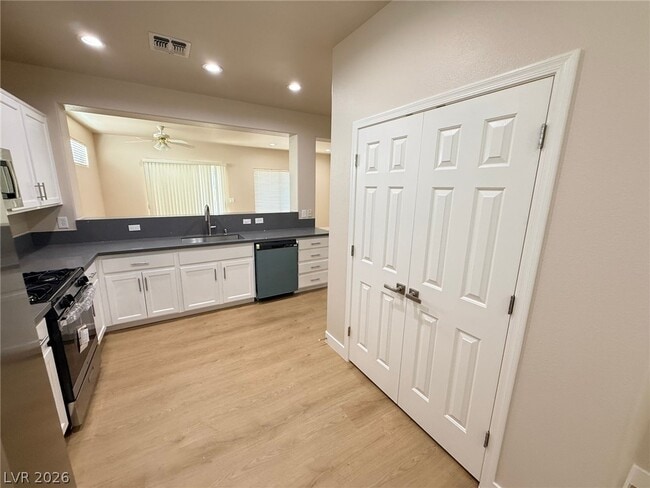 3036 Fort Stanwix Rd