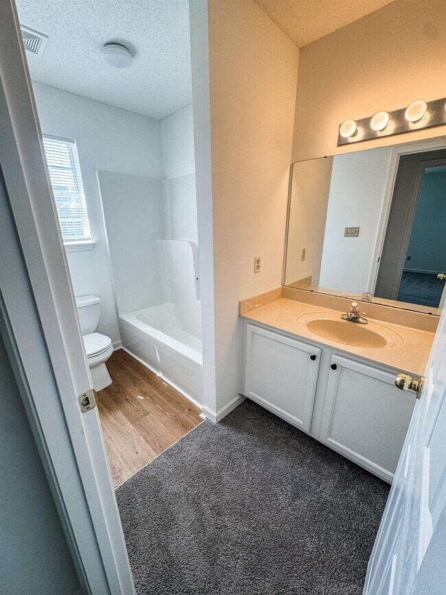 Photo - 7047 S Estacada Way